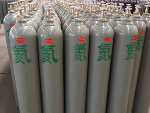 氦气